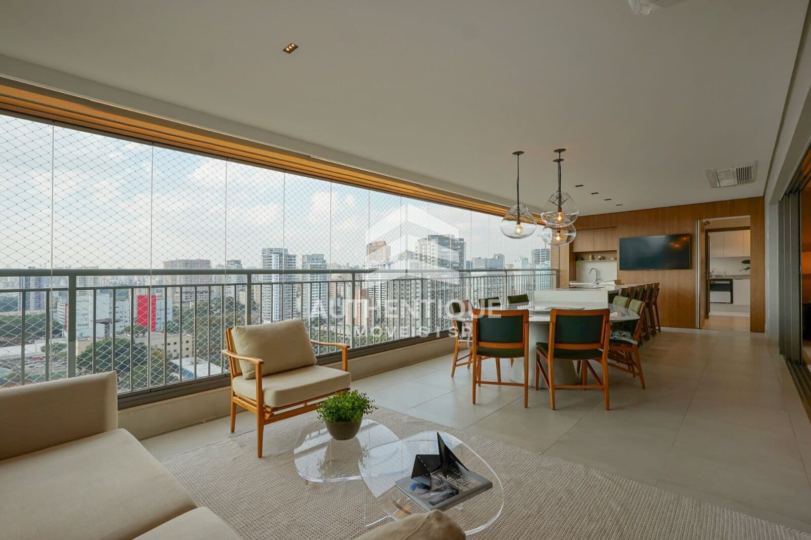 Apartamento no Ibirapuera à venda