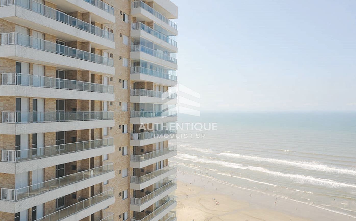 Apartamento na Praia Grande à venda