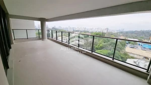 Apartamento em São Paulo - Morumbi
