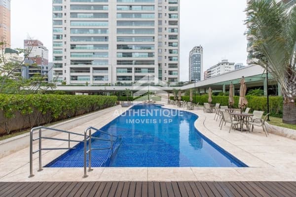 Apartamento em São Paulo - Moema Pássaros