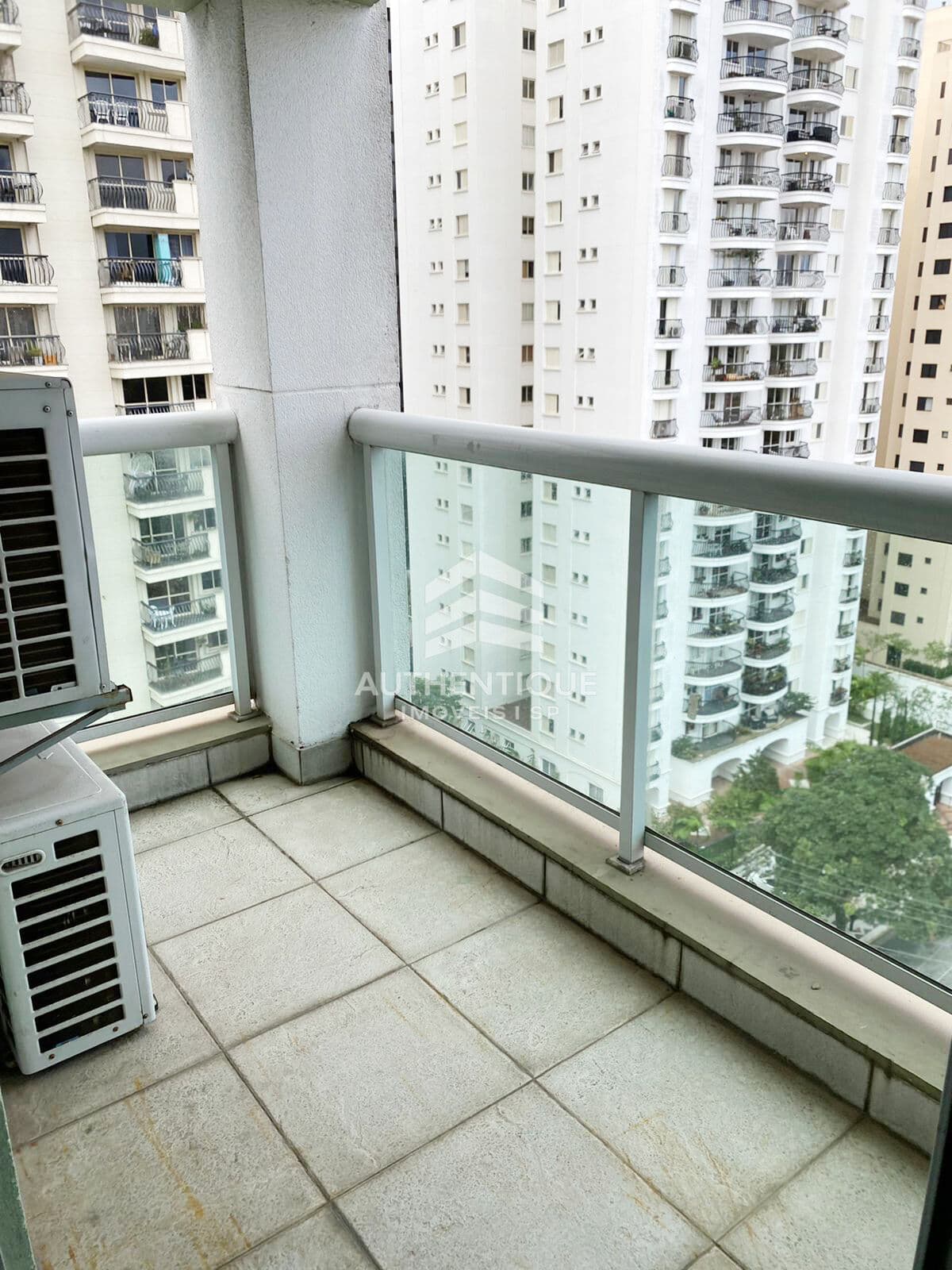 Apartamento em São Paulo - Moema Pássaros