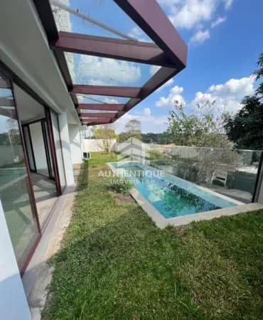 Casa de Condomínio em São Paulo - Campo Belo