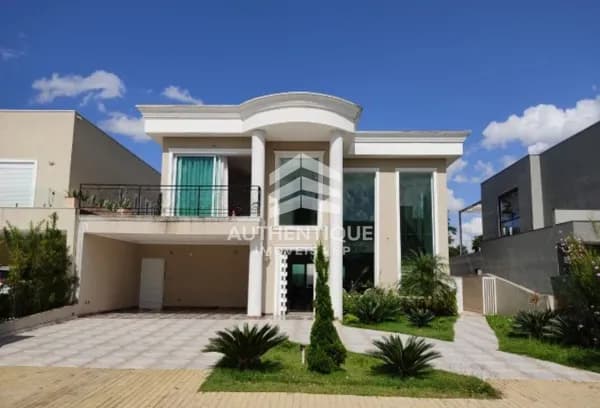 Casa de Condomínio em Santana de Parnaíba - Alphaville