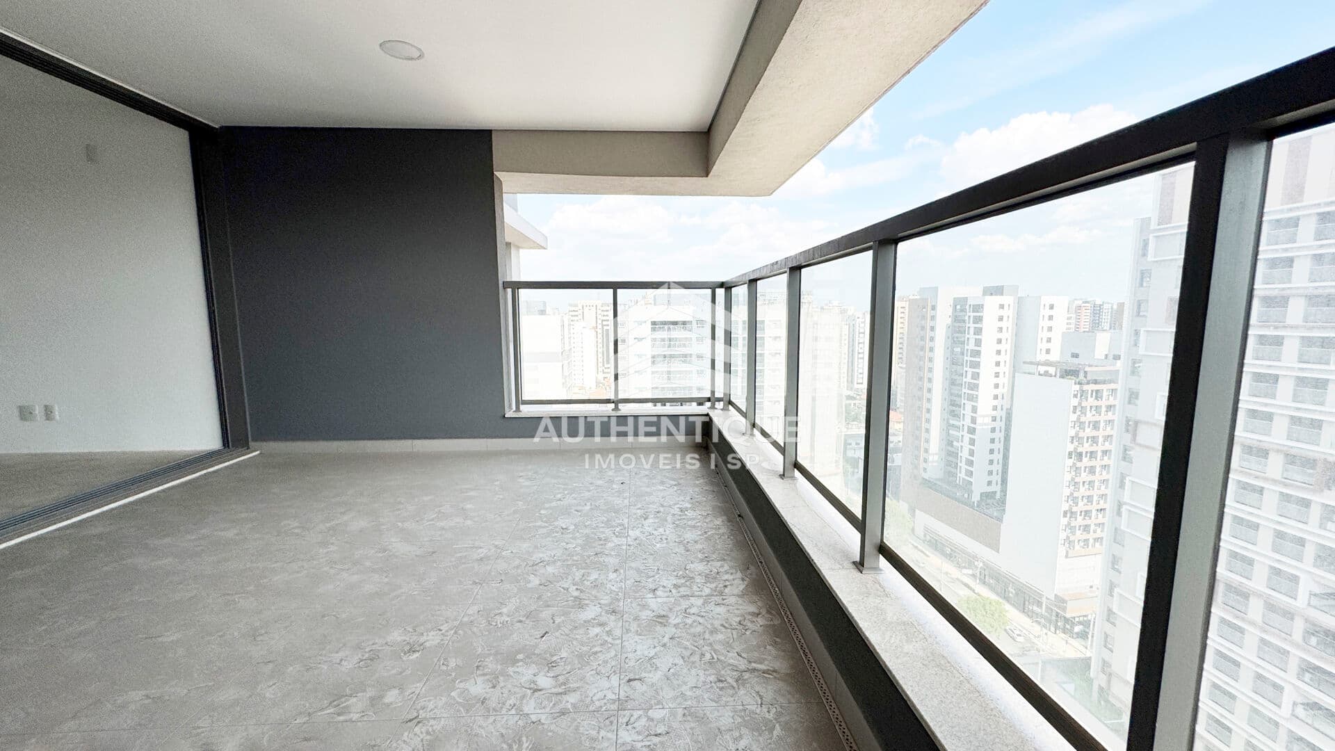 Apartamento na Vila Mariana à venda