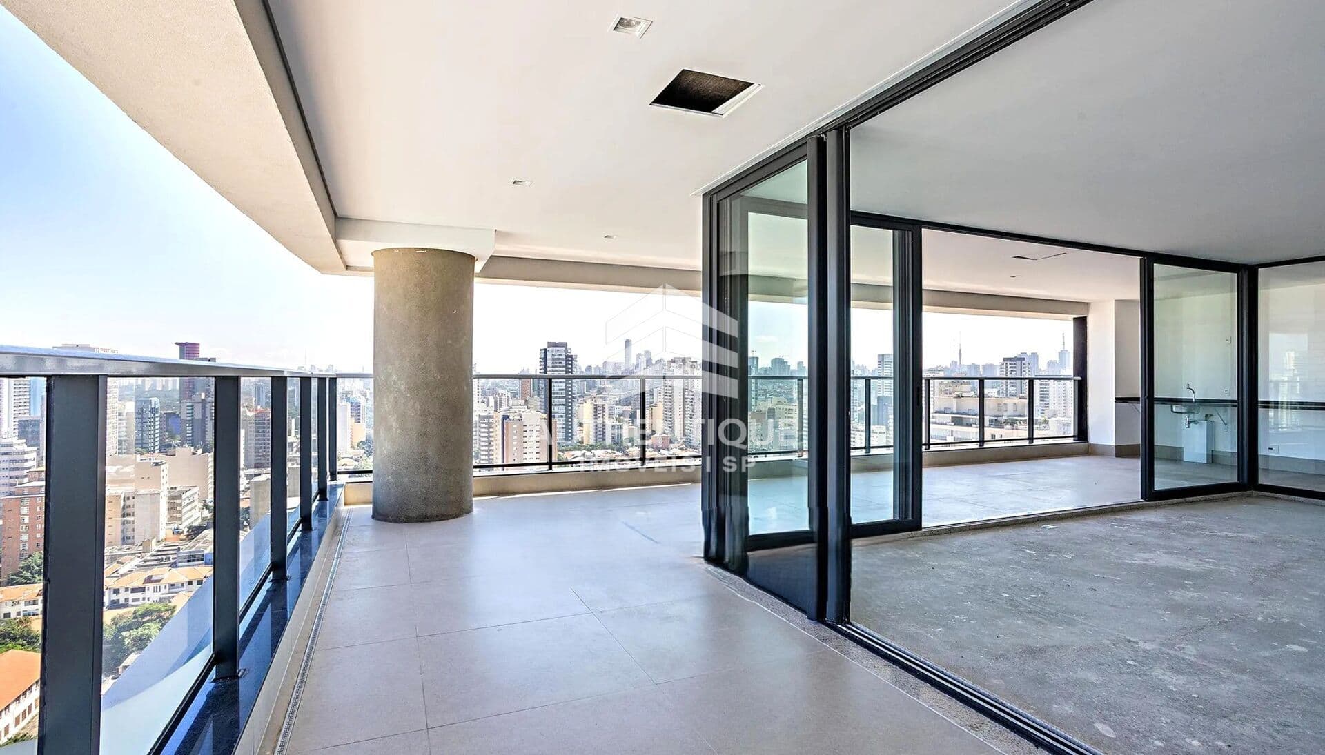 Apartamento no bairro Pinheiros à venda