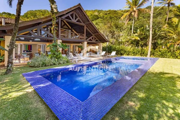 Casa em Condomínio em São Sebastião à venda!