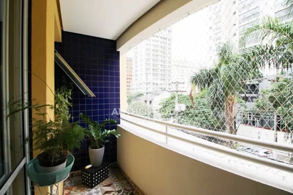 Apartamento no bairro Moema à venda