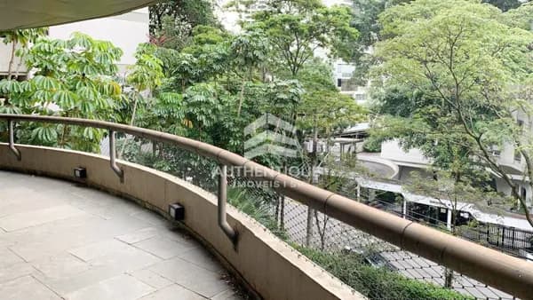 Apartamento em São Paulo - Real Parque