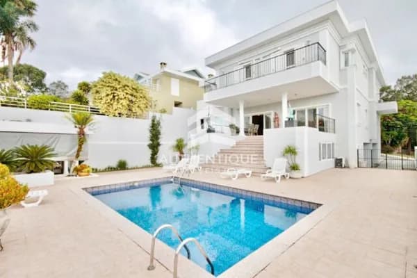 Casa de Condomínio em Santana de Parnaíba - Alphaville