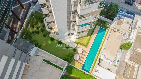 Apartamento em São Paulo - Itaim Bibi