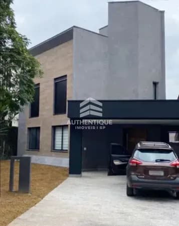 Casa de Condomínio em Santana de Parnaíba - Residencial Quatro (Alphaville)