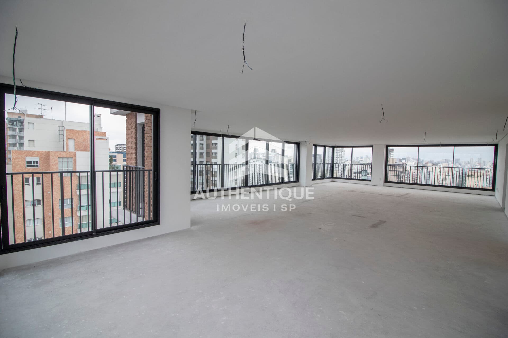 Apartamento em São Paulo - Moema