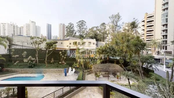 Apartamento em São Paulo - Morumbi