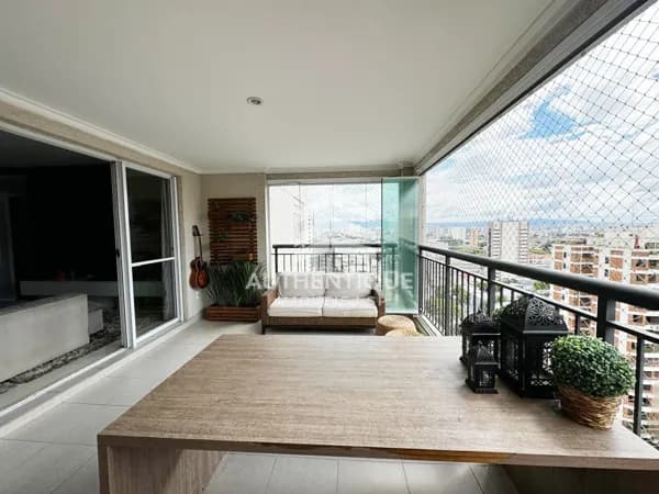 Apartamento no bairro Vila Romana à venda