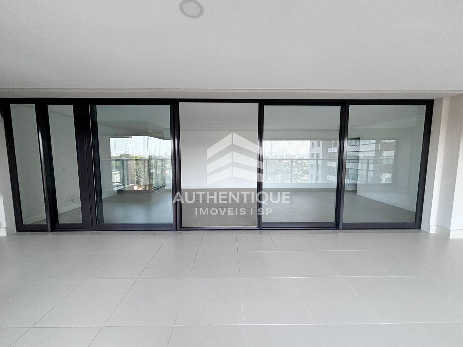 Apartamento no bairro Morumbi / Jd Guedala à venda