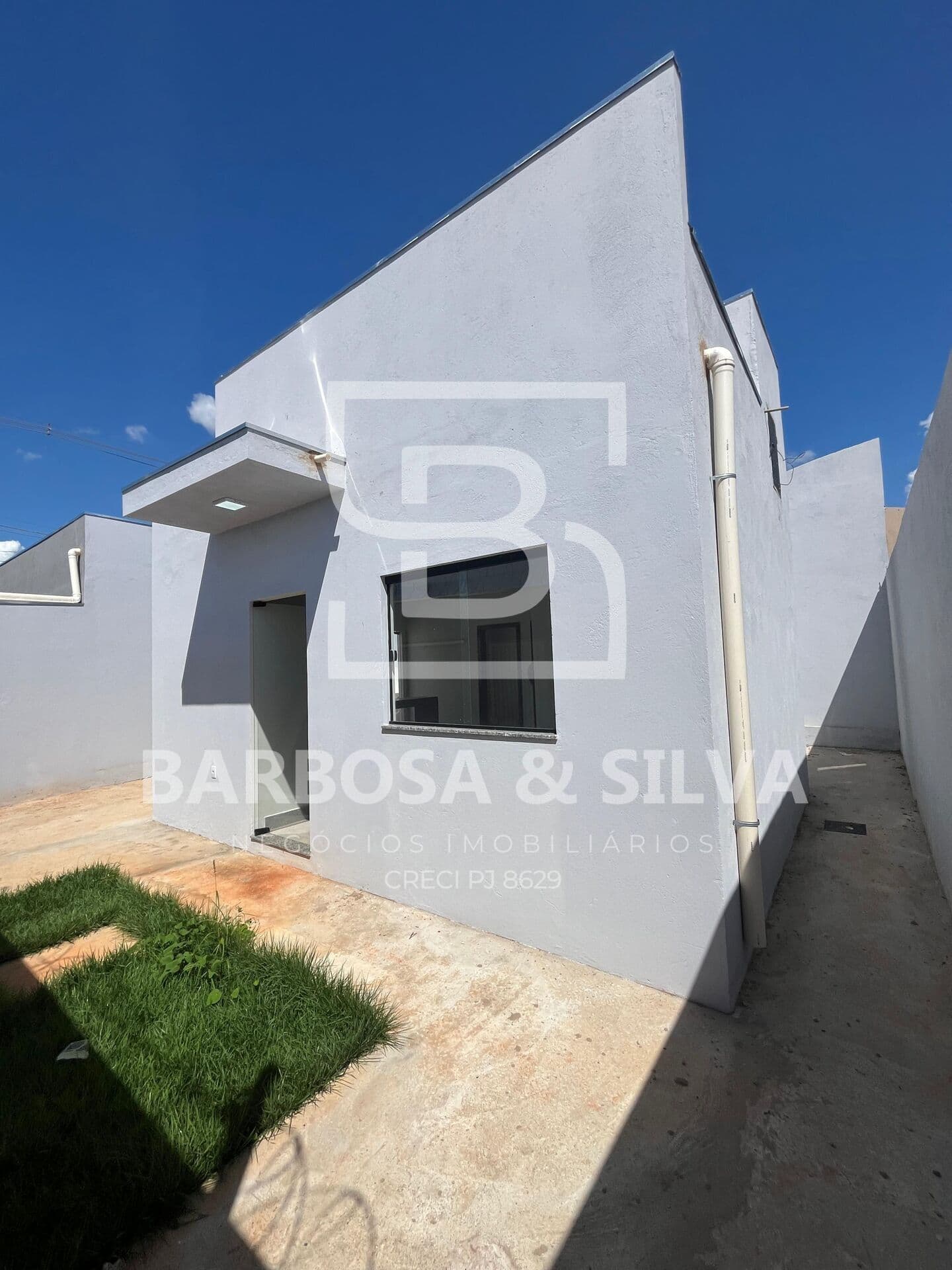 Casa em Montes Claros - Loteamento Novo Jaraguá