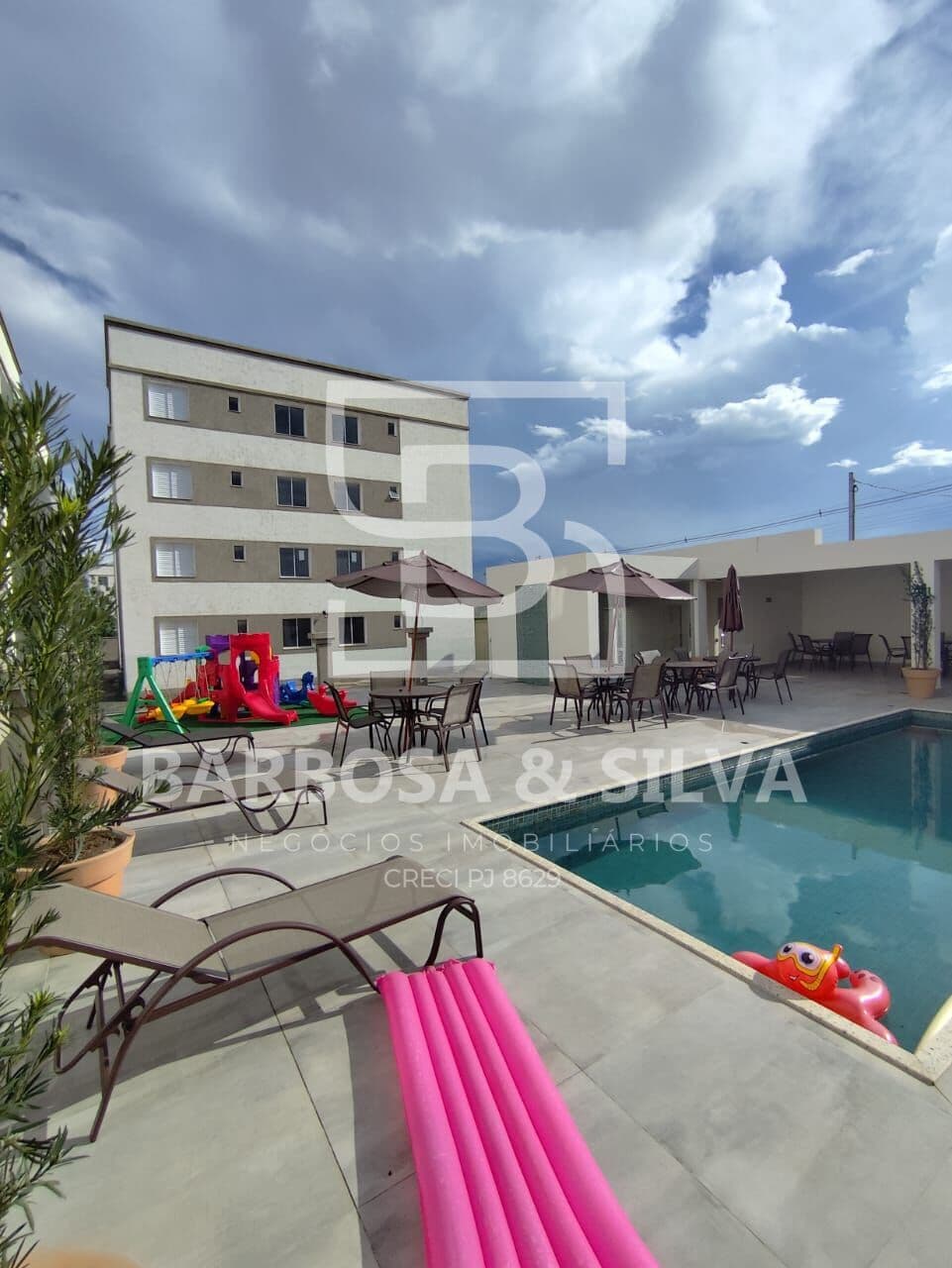 Apartamento em Planalto, Montes Claros/MG