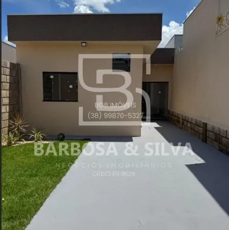Casa em Montes Claros - Jaraguá