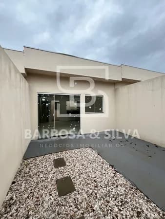 Casa em Montes Claros - Guarujá