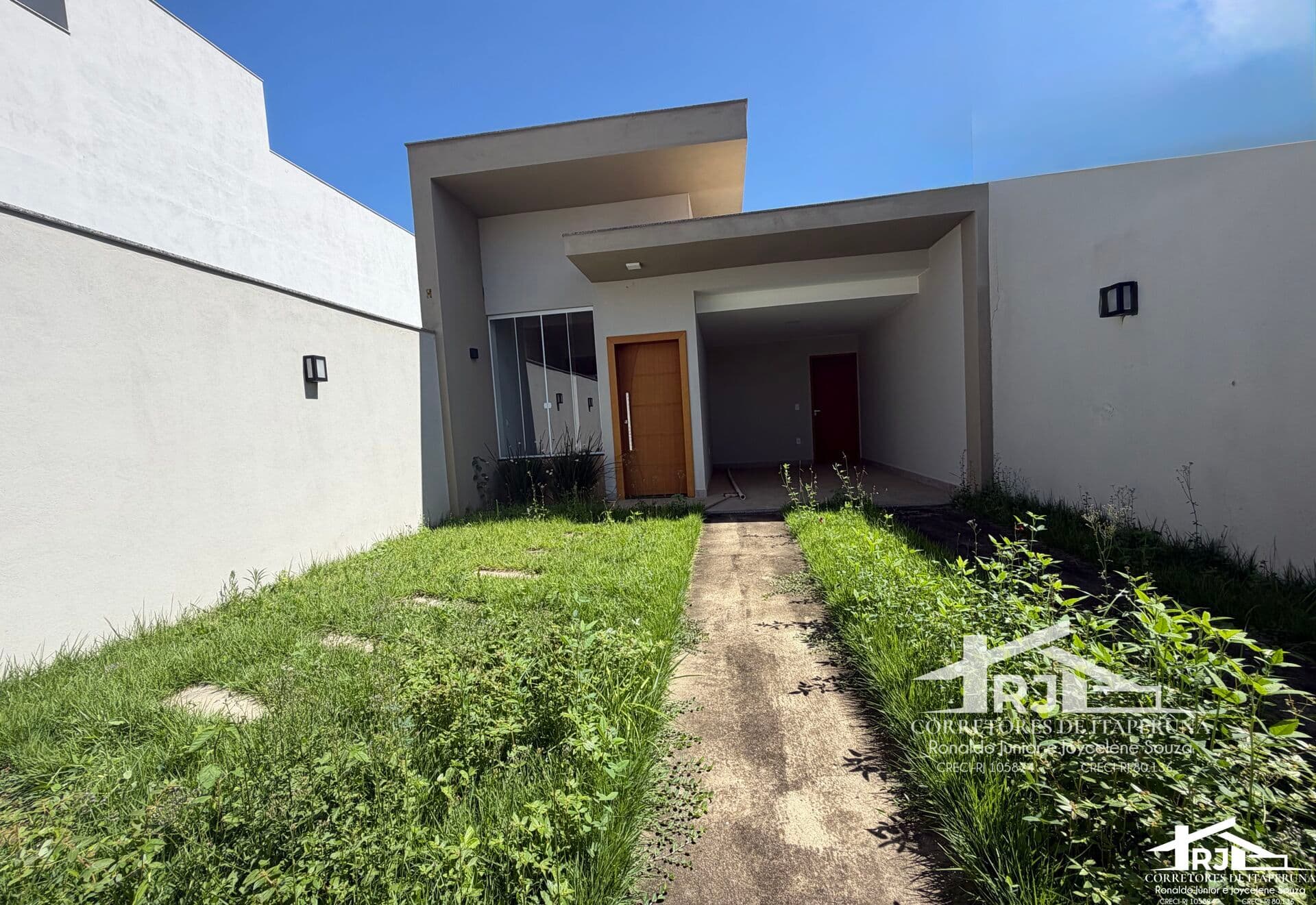Casa Linear a Venda no Bairro: Lions, Itaperuna, RJ