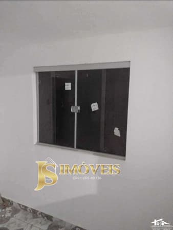 CASA KITNET A VENDA NO BAIRRO: AEROPORTO, ITAPERUNA, RJ