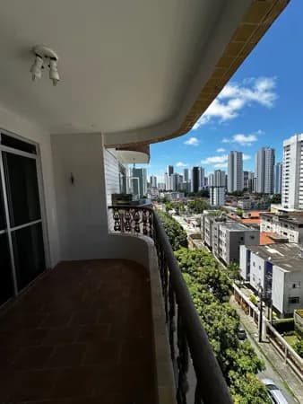 03 quartos, mobiliado e com varanda, em Boa Viagem