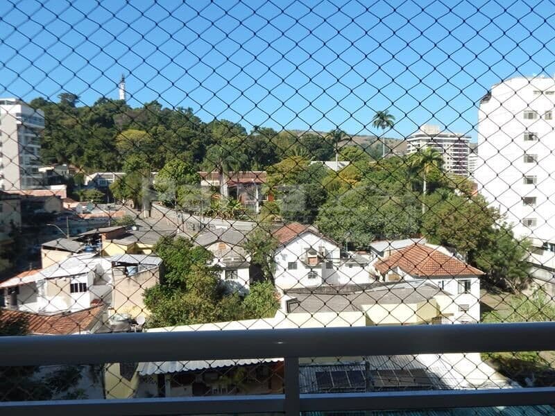 Apartamento com Varanda Gourmet, 02 quartos/suíte e vaga no Residencial Privilège - Santa Rosa - Niterói RJ