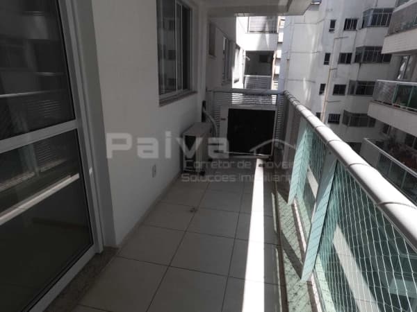 Excelente 02 quartos, com Varanda, Suíte e Vaga, em prédio novo, no Jardim Icaraí