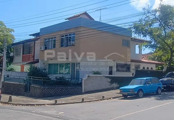 Casa Duplex no miolo de São Francisco