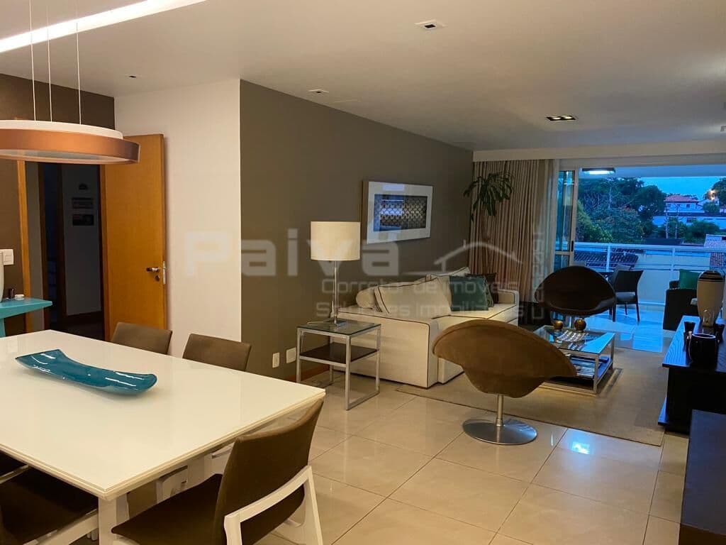 Excelente 04 quartos (02 suítes), com 150m² e 02 vagas, no Chácara San Francisco