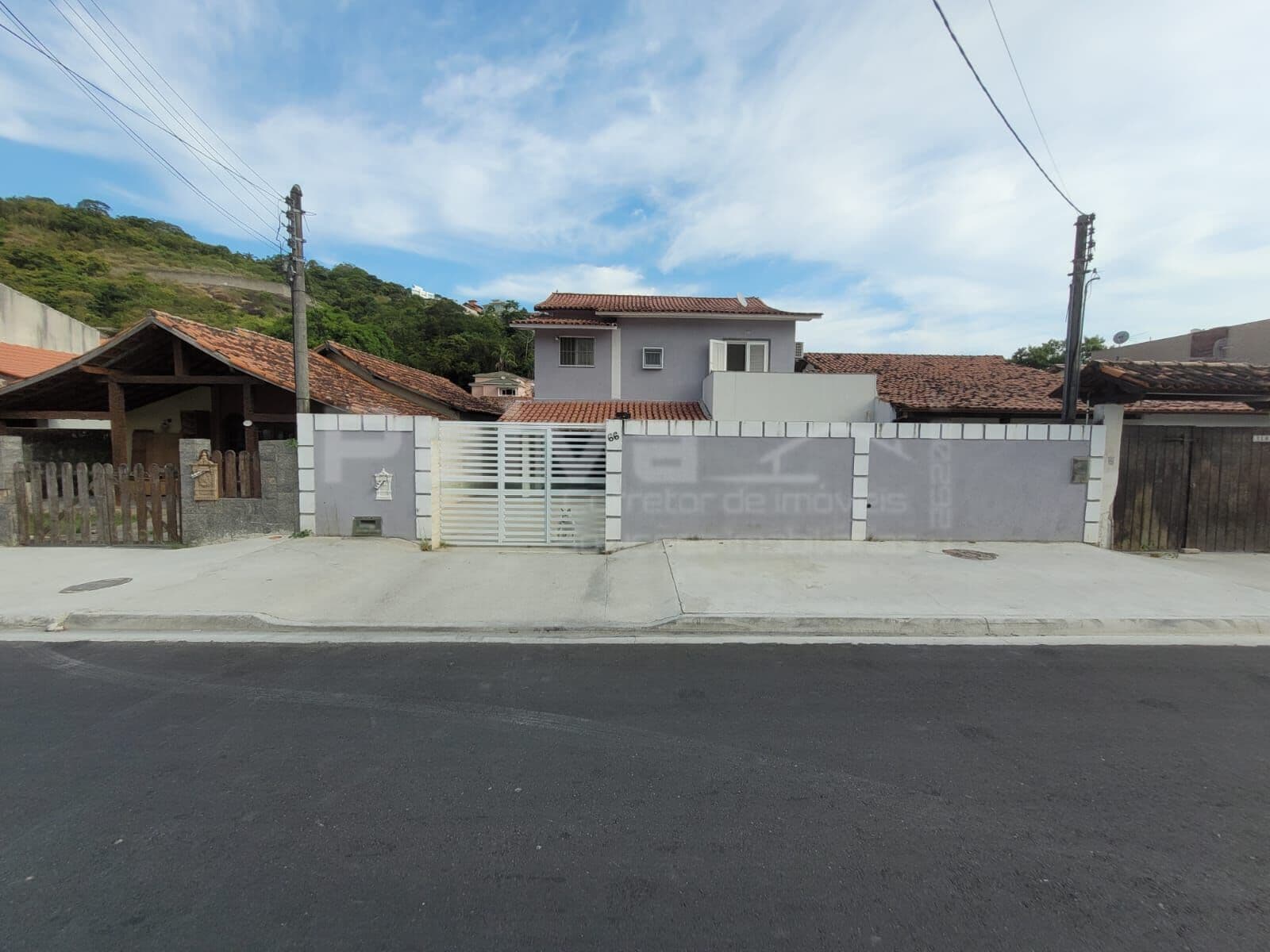 Casa Duplex Rua do Supermaket