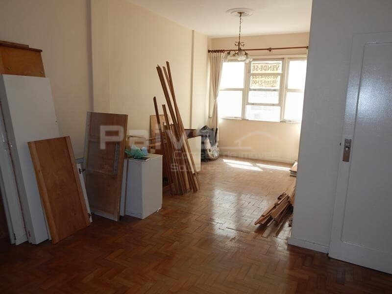 Apartamento na quadra da Praia de Icaraí