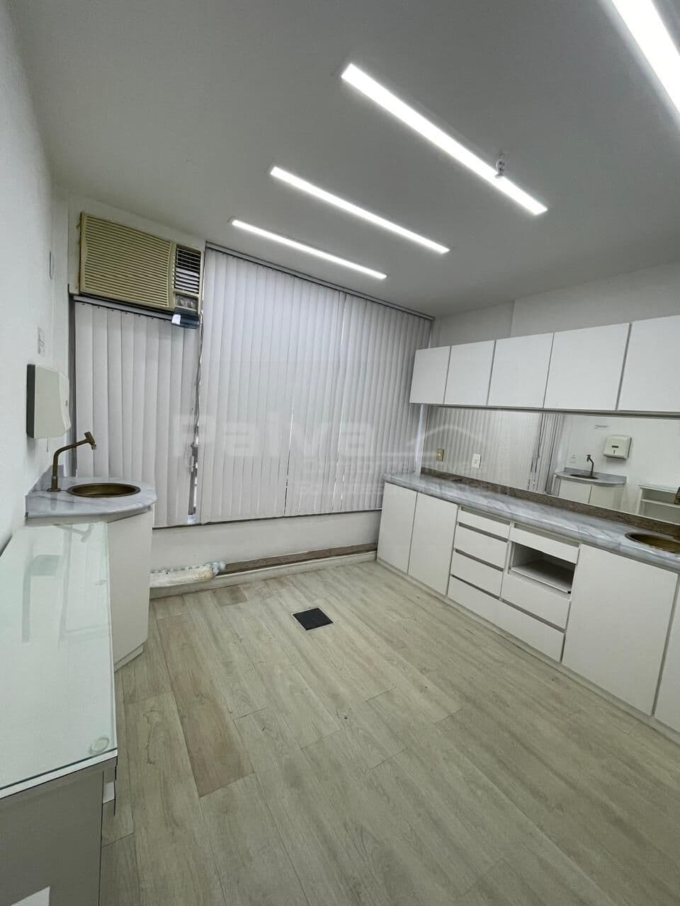 Sala Comercial no Trade Center - Icaraí