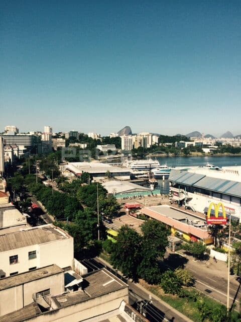 Loft/Studio Apartamento, mobiliado, Centro Niterói, UFF, Faculdades, bancos, shopping's