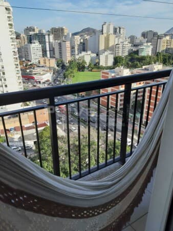 Excelente 02 quartos com varanda, suíte e vaga, no Grand LIfe