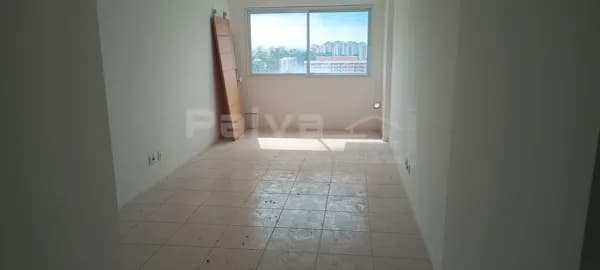 Sala Comercial, em prédio com ótima infraestrutura, em São Gonçalo