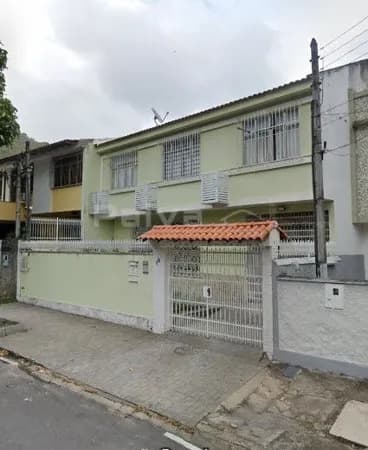 Excelente oportunidade - Casa Duplex