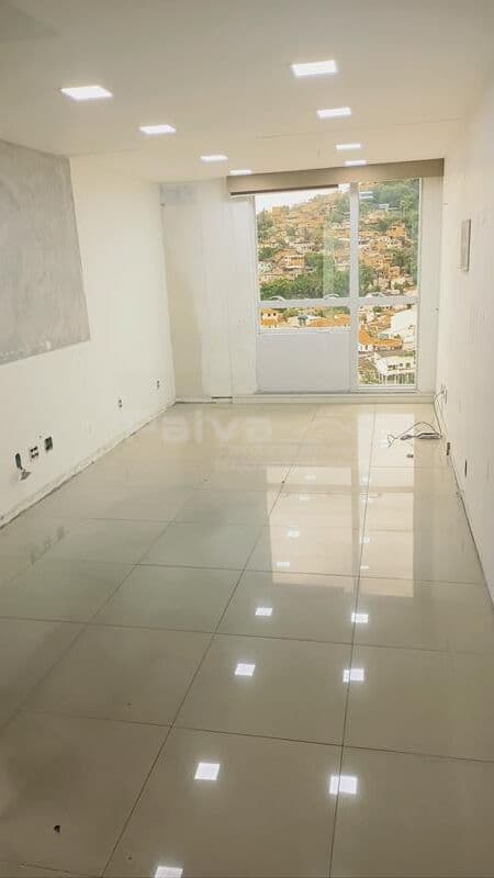 Sala Comercial, de frente, no Premier Offices