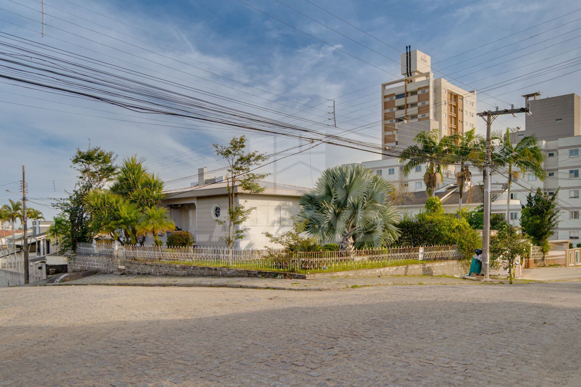Casa à venda em região urbana com boa mobilidade