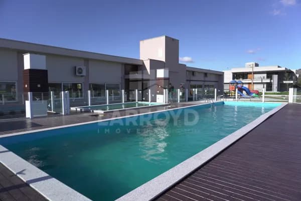 Terreno à venda no Condomínio Quinta do Lago