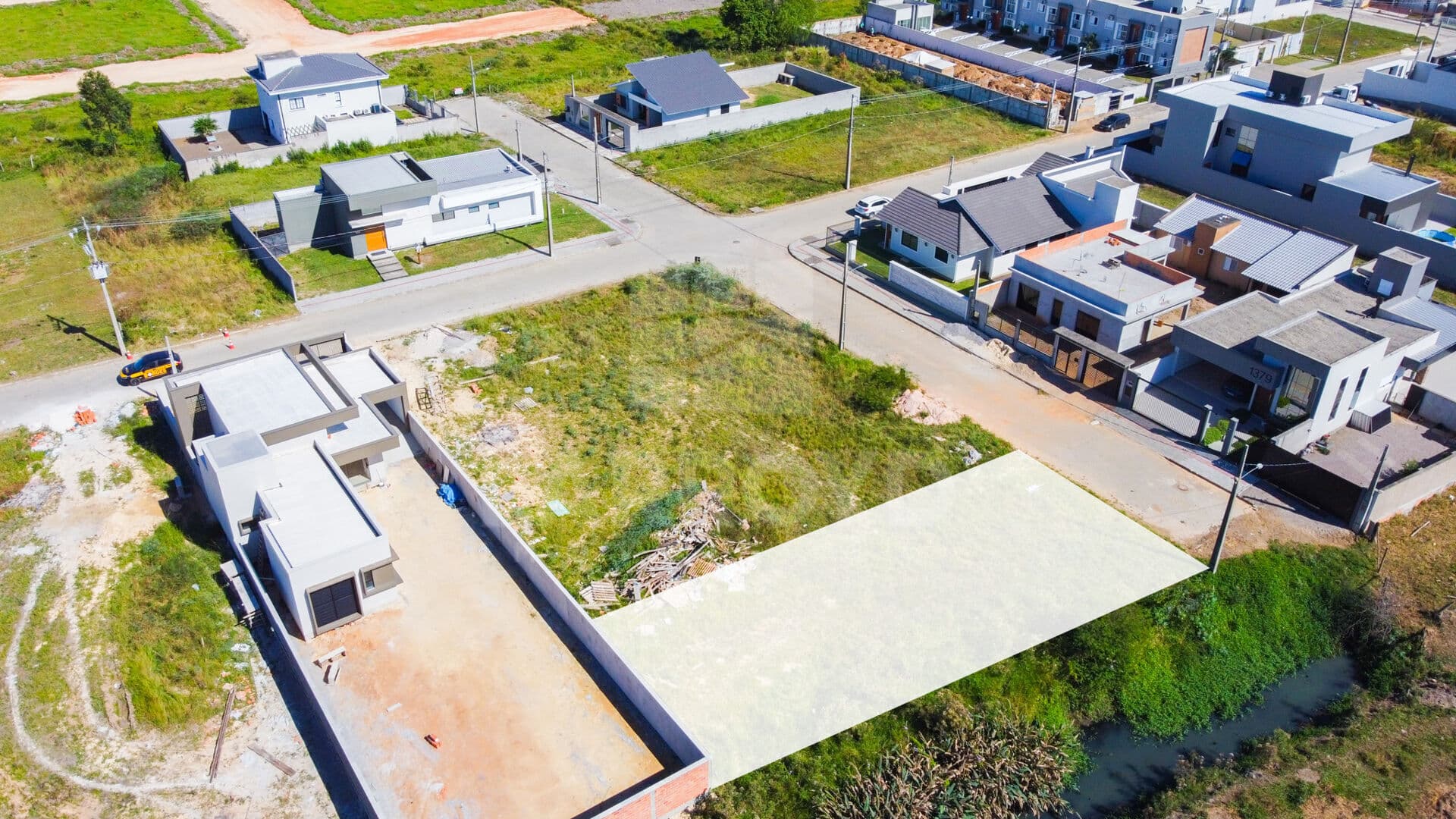 Terreno à venda no Loteamento Jardins de Pádova