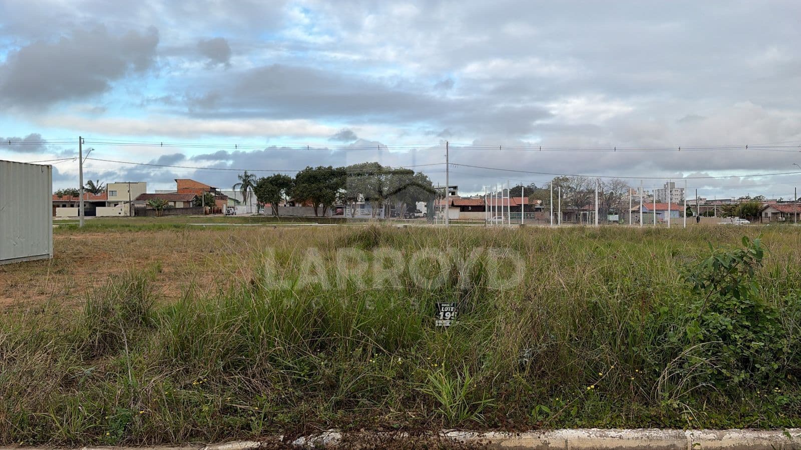 Terreno à venda no Loteamento Silvestre II