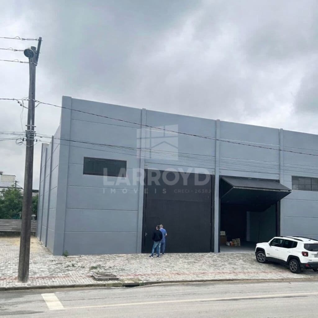 Galpão para aluguel na Vila Esperança próximo à BR-101