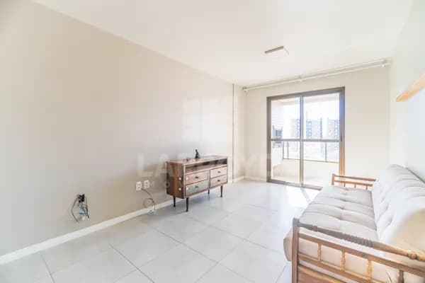 Apartamento à venda no Ed. Quintana