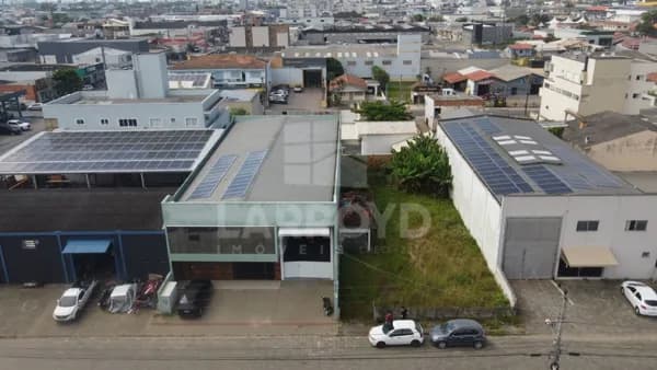 Pavilhão/Galpão Industrial à venda com sobreloja para moradia