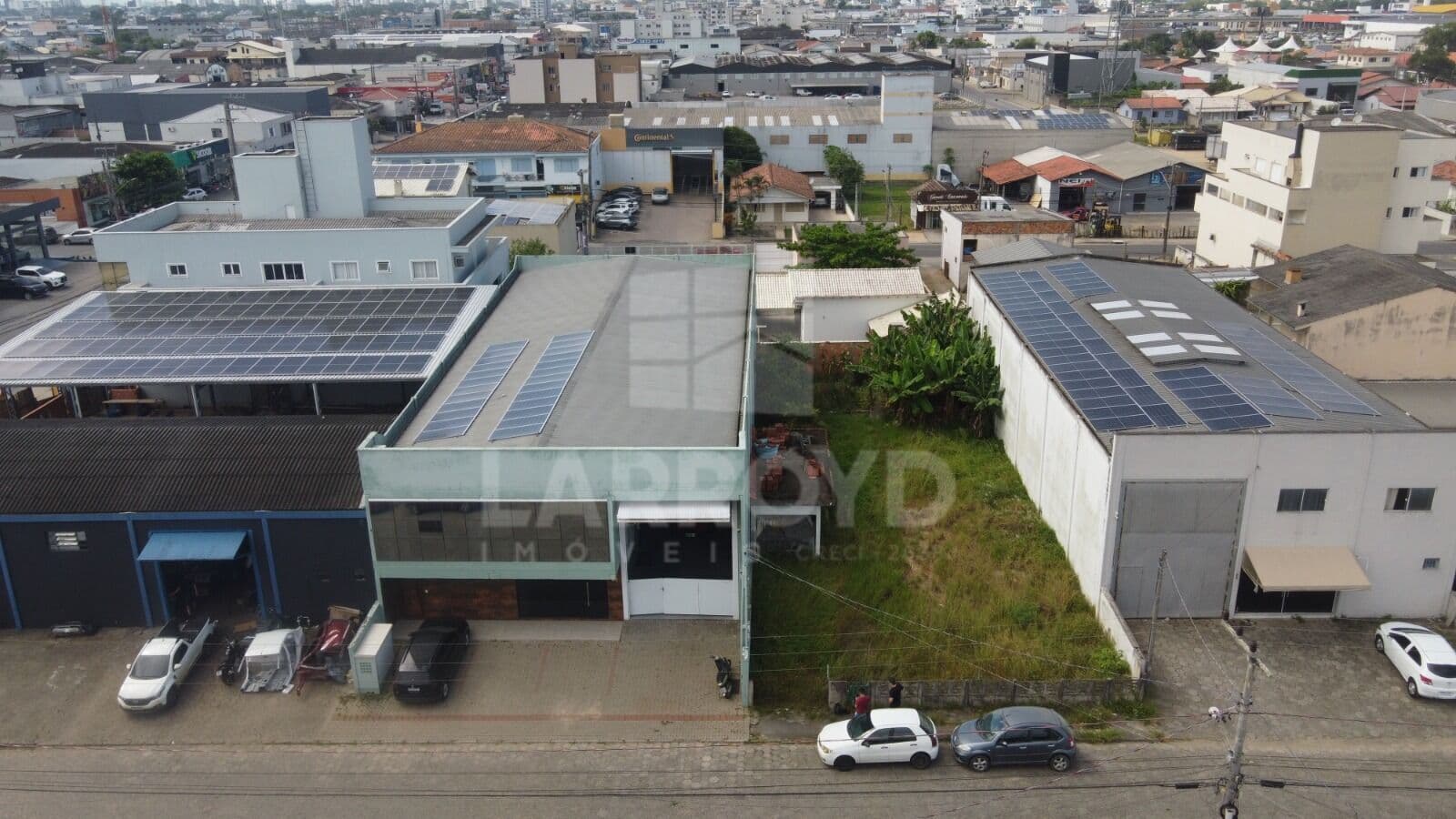 Pavilhão/Galpão Industrial à venda com sobreloja para moradia