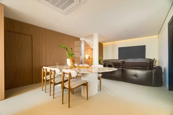 CASA DE ALVENARIA Á VENDA COM AMBIENTES BEM DESTRIBUIDOS
