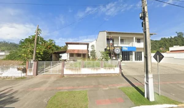 Terreno à venda– com acesso facilitado à BR-101