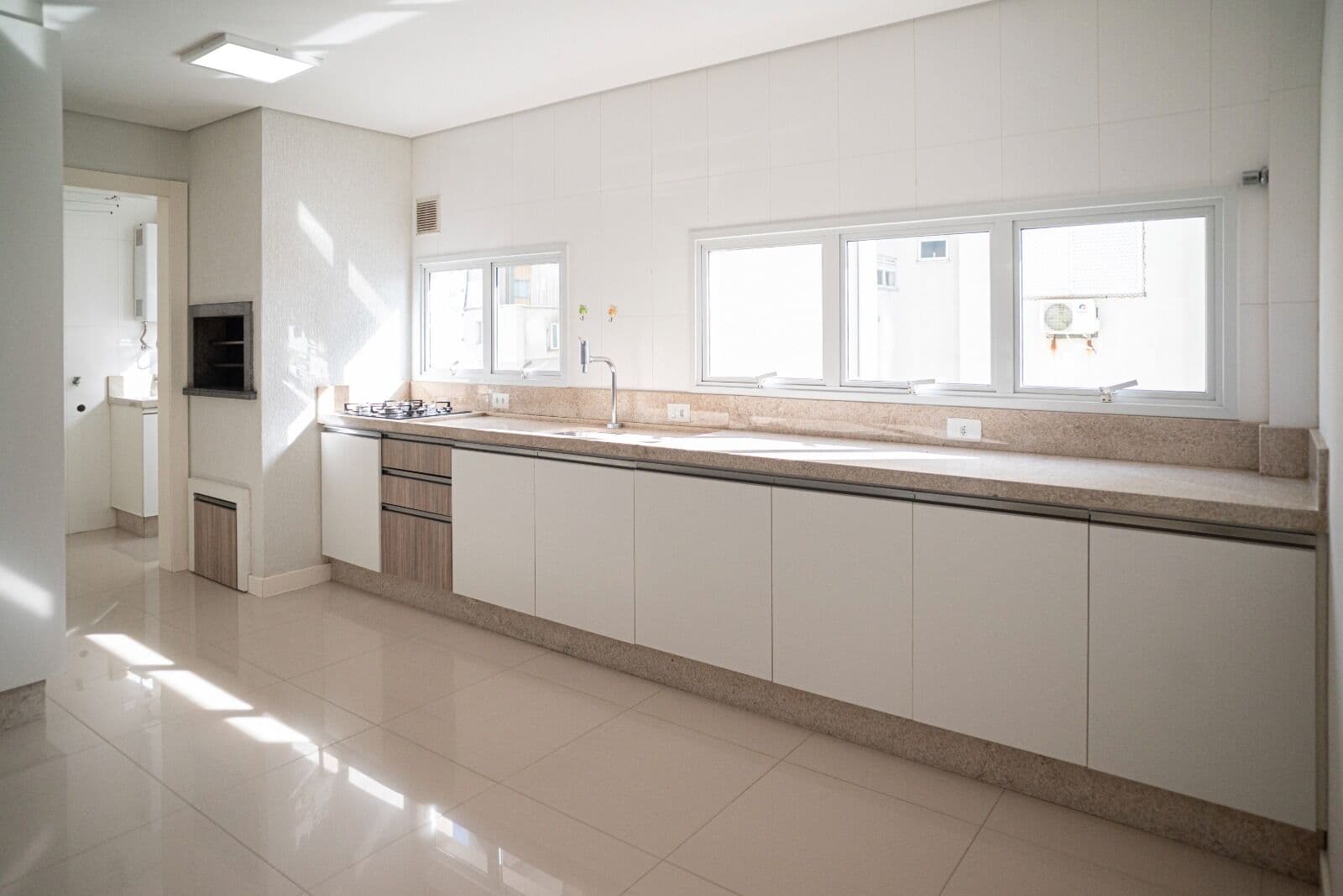 Apartamento semimobiliado à venda no residencial BELLA SERENITÁ