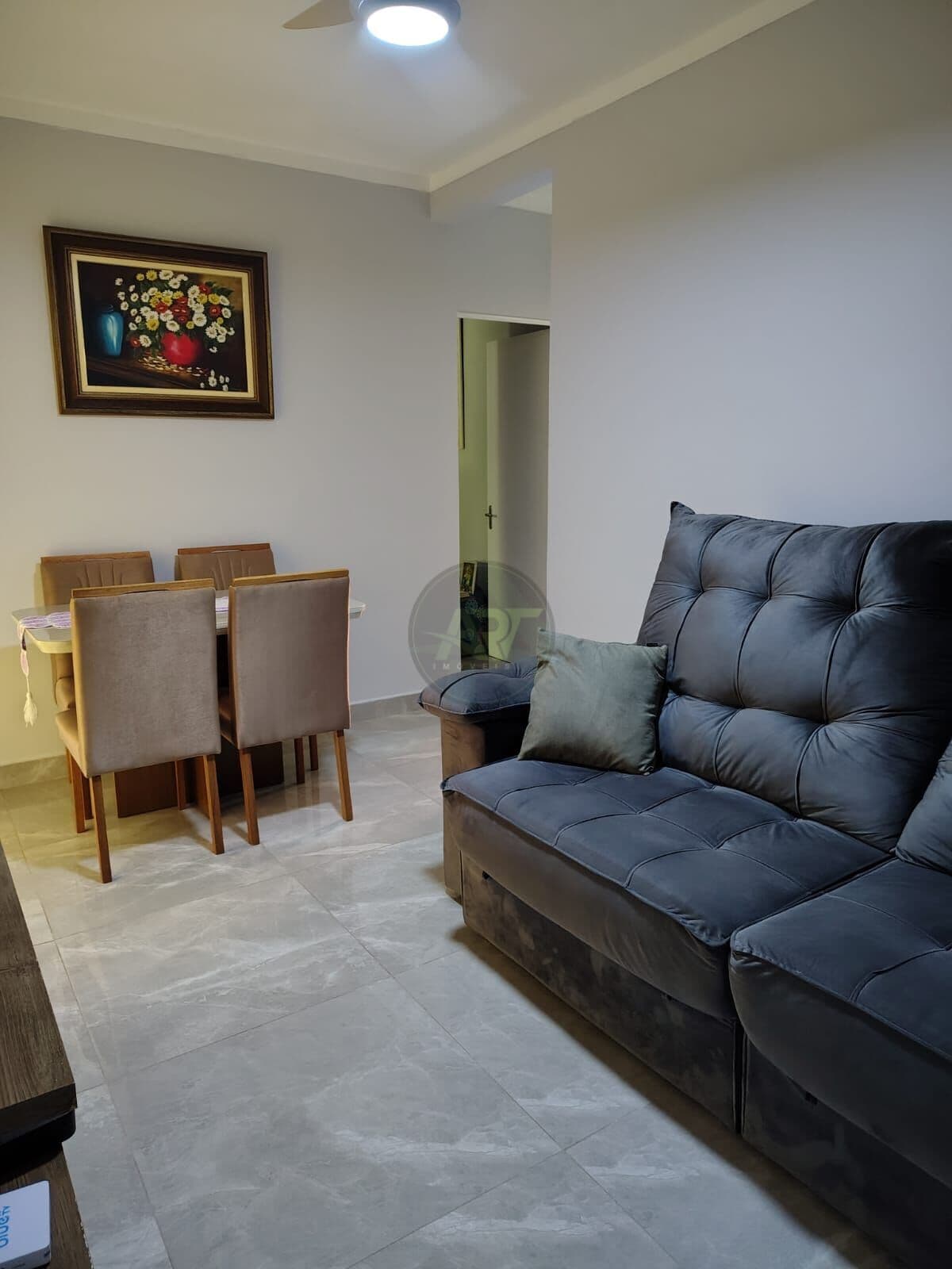 APARTAMENTO TÉRREO COM AREA DE CHURRASQUEIRA